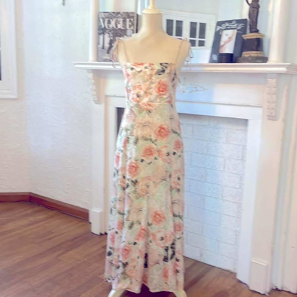 Alice +Olivia floral dress